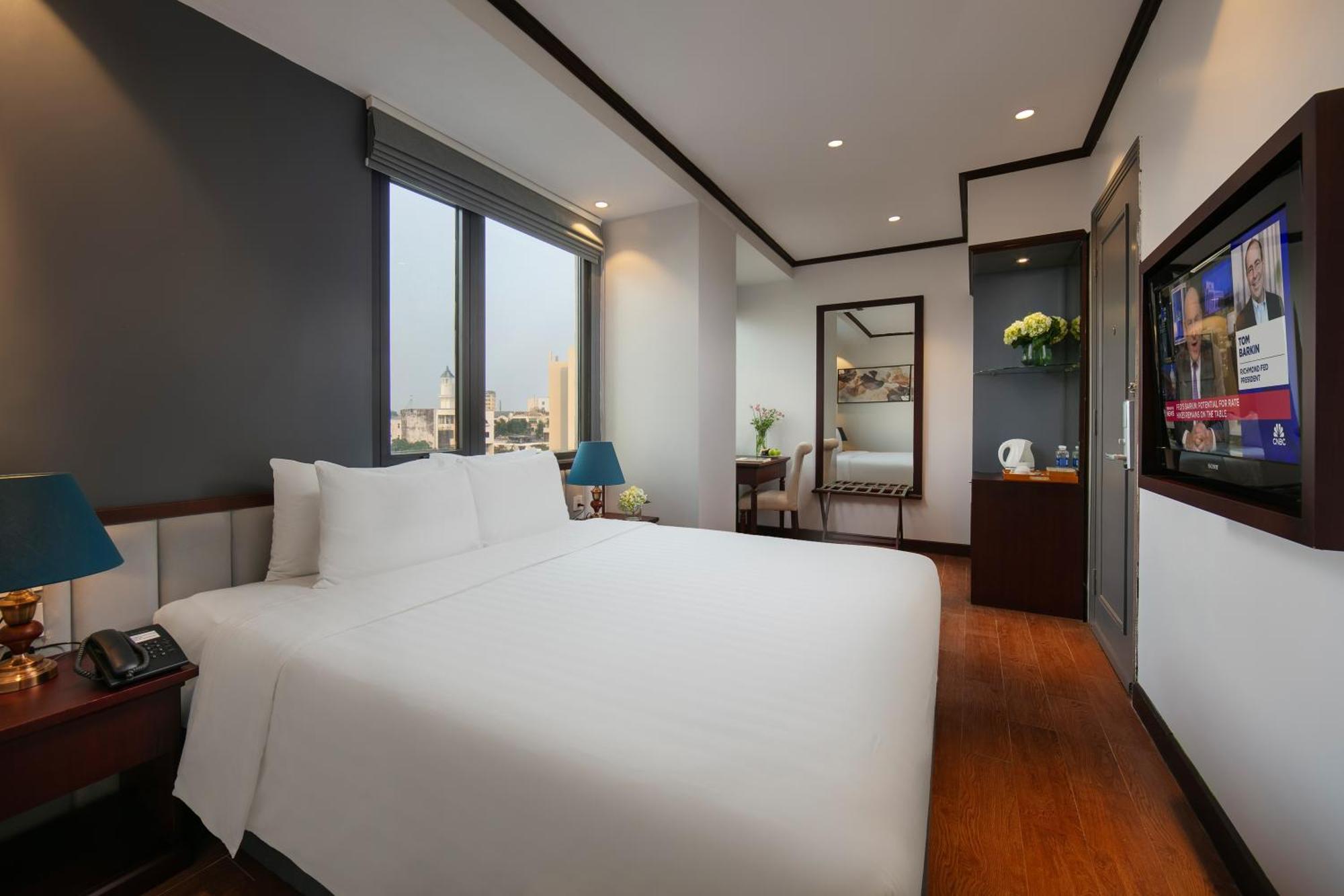 May De Ville Corner Hotel Hanoi Exteriör bild